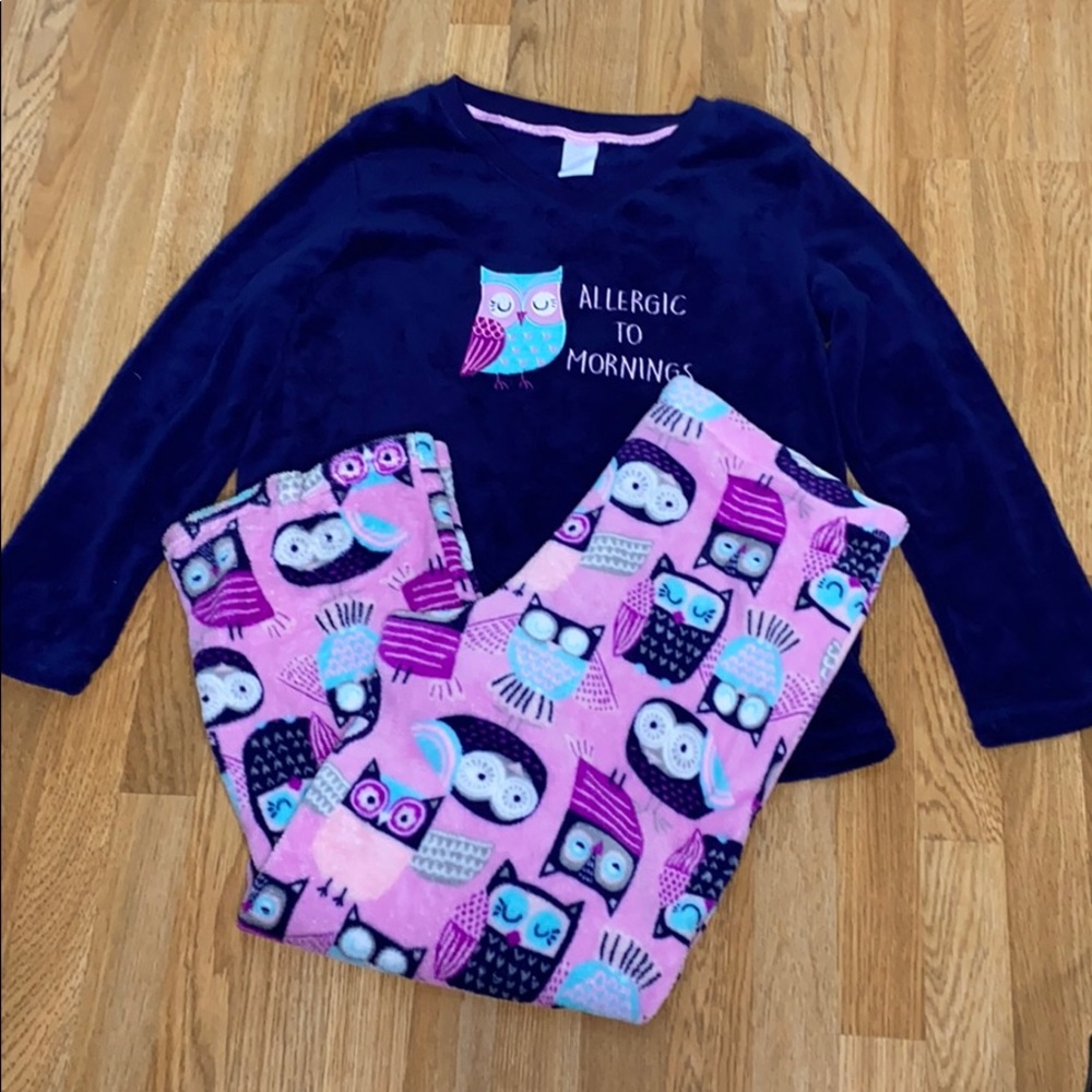 EUC cozy pajamas